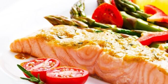 salmão com vegetais para perda de peso